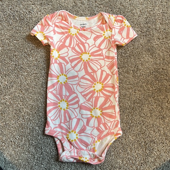 2 onesies & 1 Tea collection legging - Picture 5 of 6